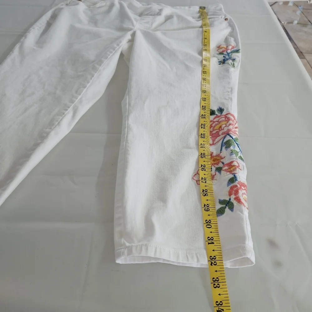 Belle By Kim Gravel 18w Woman's White Cropped Ankle Jeans - Picture 13 of 13